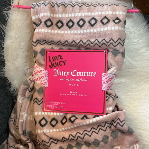 Juicy Couture Other - Juicy Couture home throw.